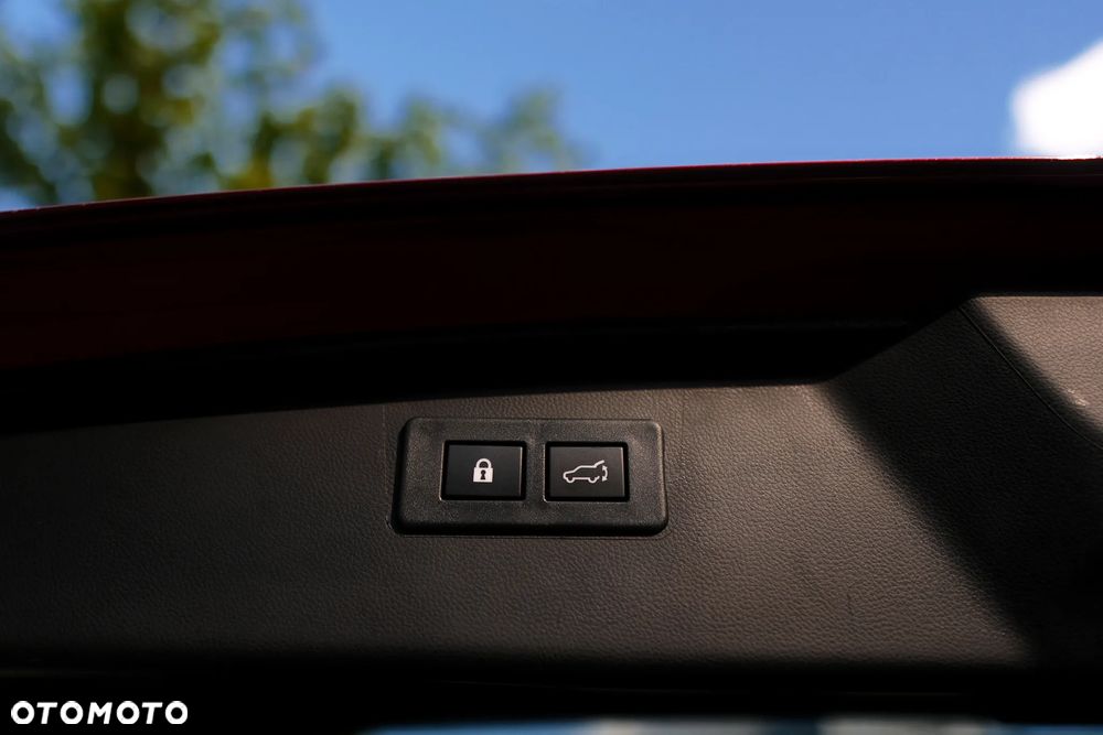 Subaru Outback - 32