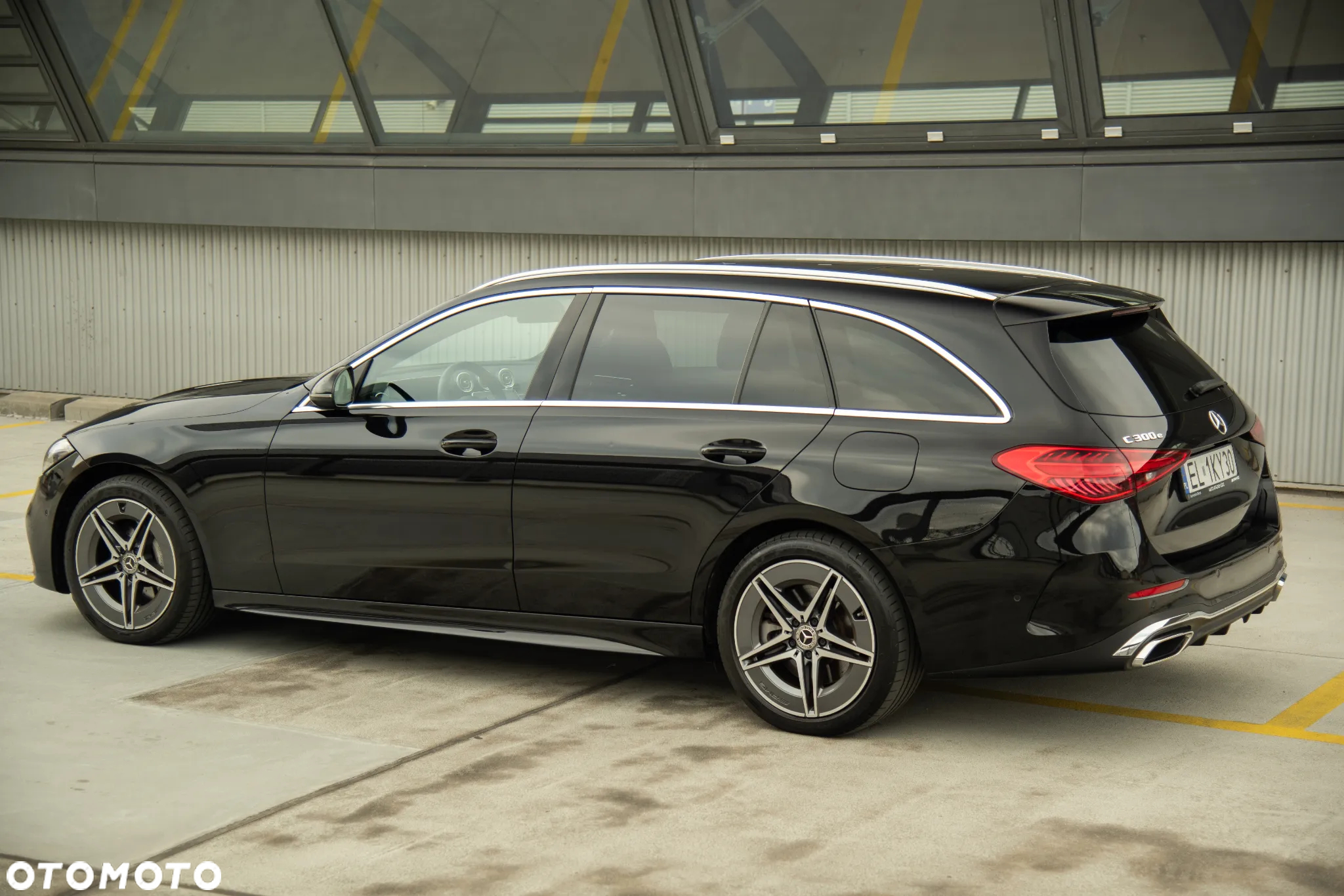 Mercedes-Benz Klasa C 300 e 9G-TRONIC Edition AMG Line - 8