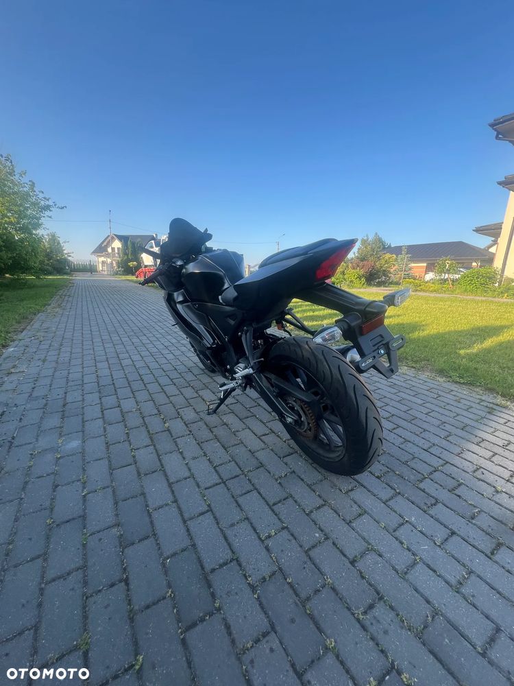Yamaha R125 - 6