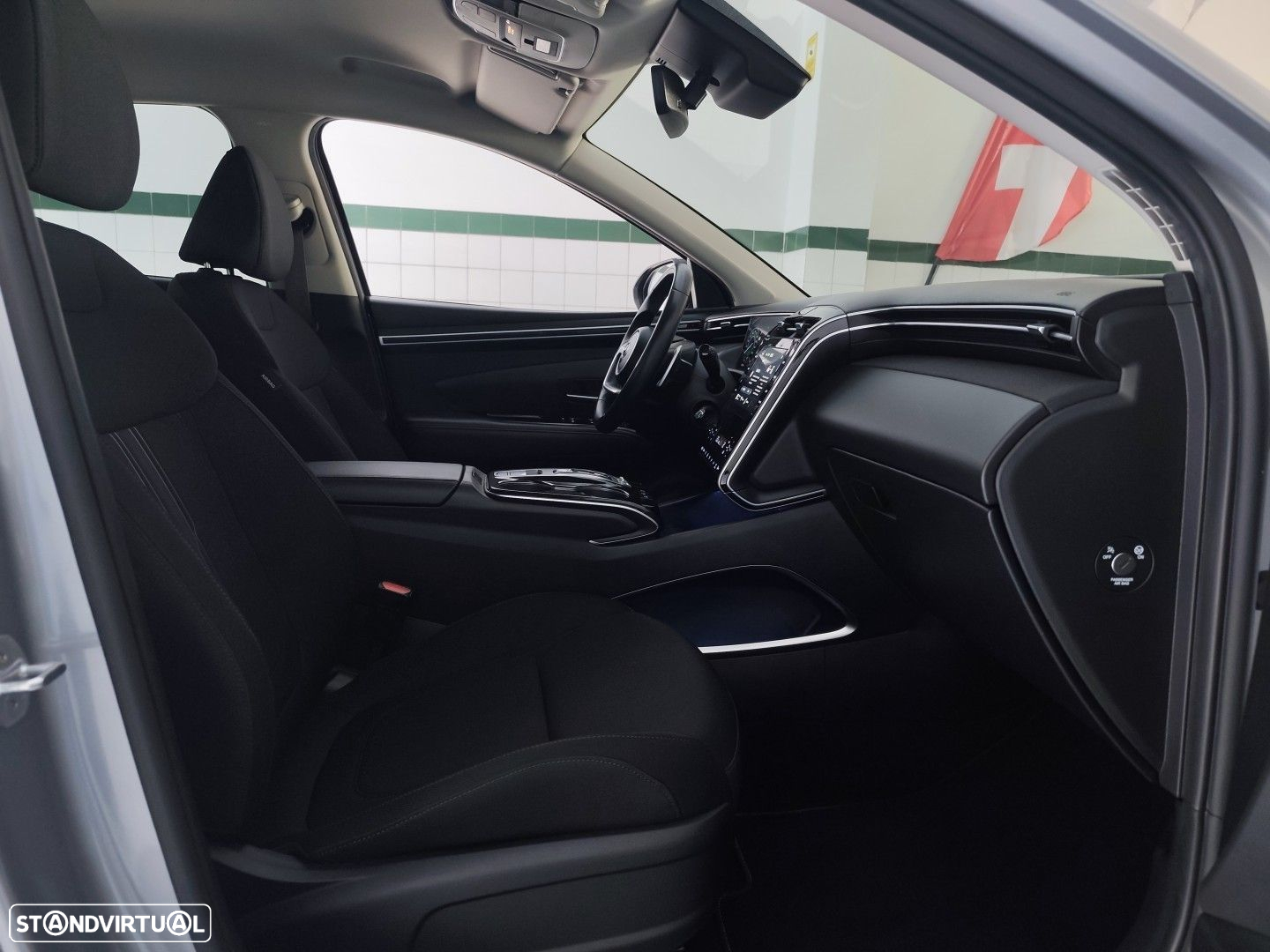 Hyundai Tucson 1.6 T-GDI HEV Vanguard - 11