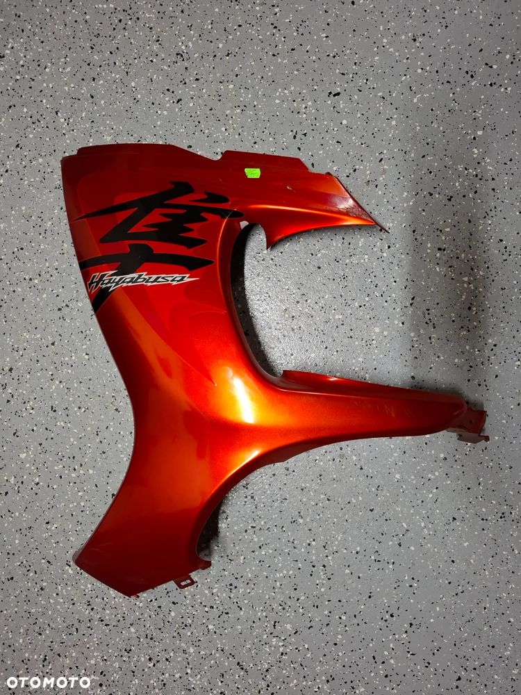 Suzuki GSXR 1300 Hayabusa wypełnienie panel owiewka boczek bok - 7