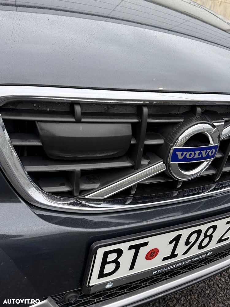 Volvo XC 60 D5 AWD Aut. RDesign - 18