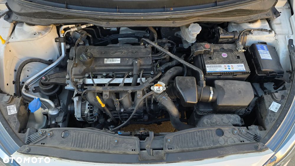 Hyundai i20 - 27