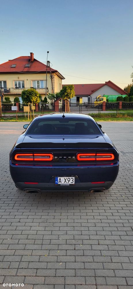 Dodge Challenger - 37