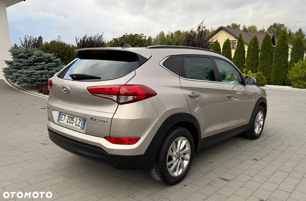 Hyundai Tucson blue 1.7 CRDi 2WD Trend - 13