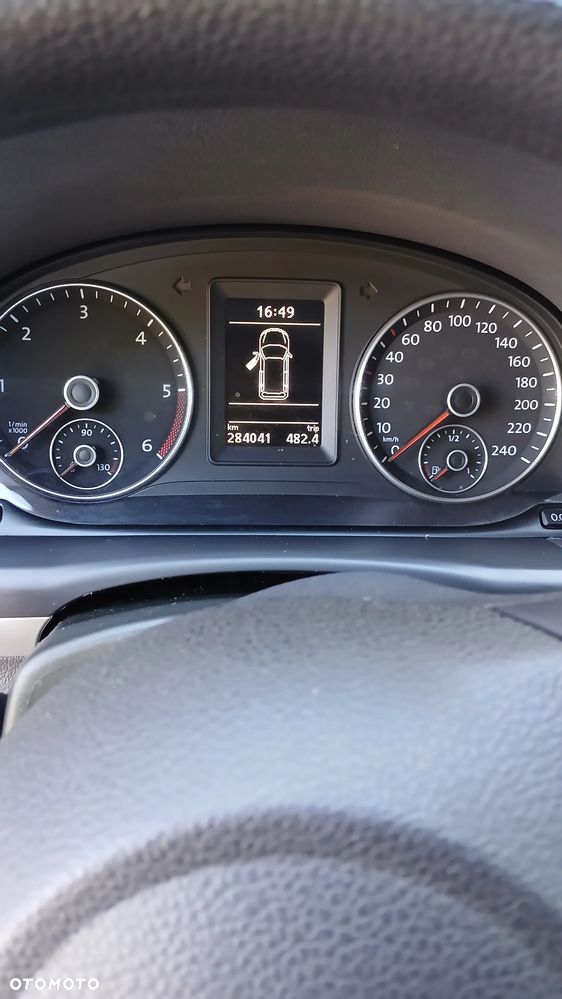 Volkswagen Touran 1.6 TDI DPF Trendline DSG - 18