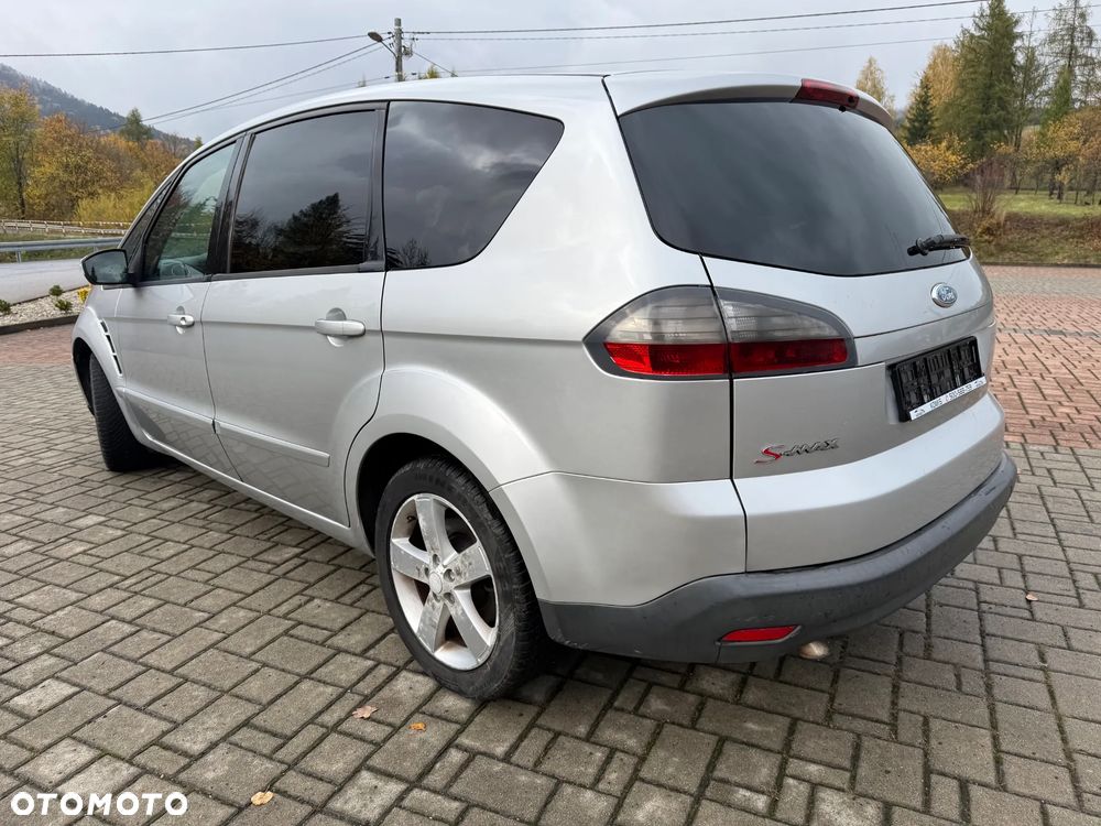 Ford S-Max - 7