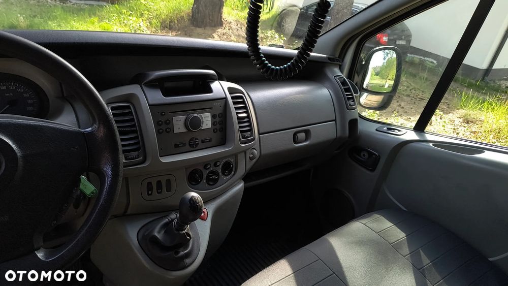 Opel Vivaro - 15