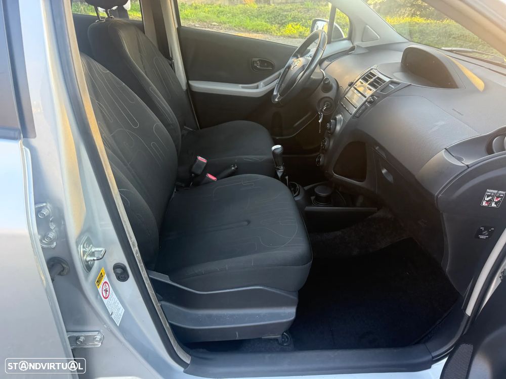 Toyota Yaris 1.0 VVT-i Comfort - 13