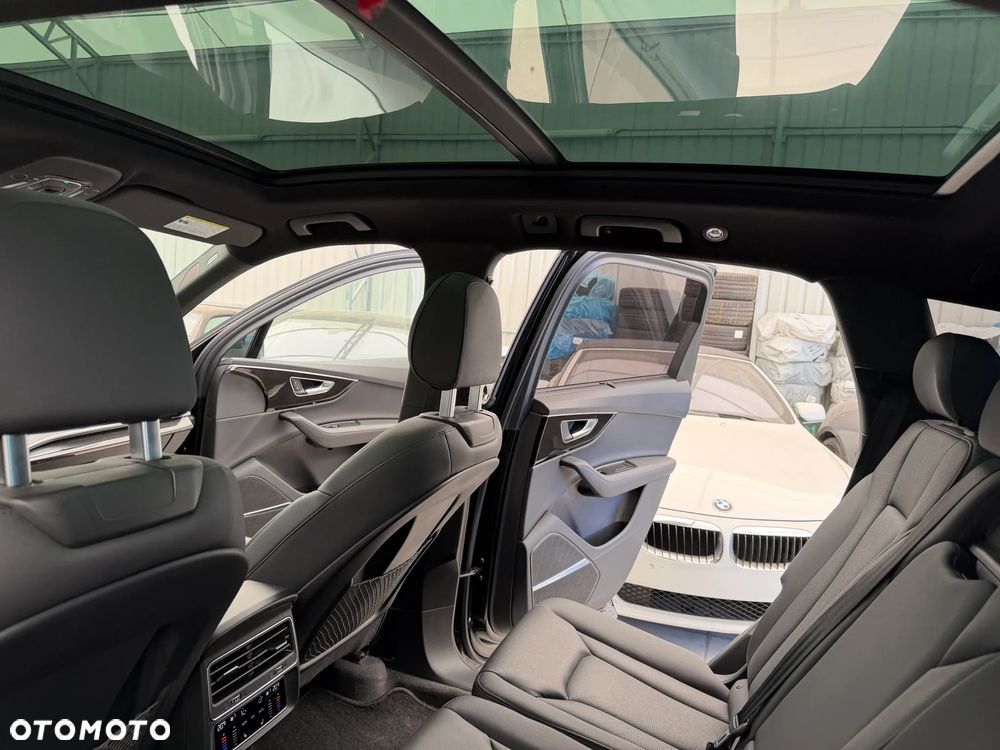 Audi Q7 55 TFSI mHEV Quattro Tiptr - 11
