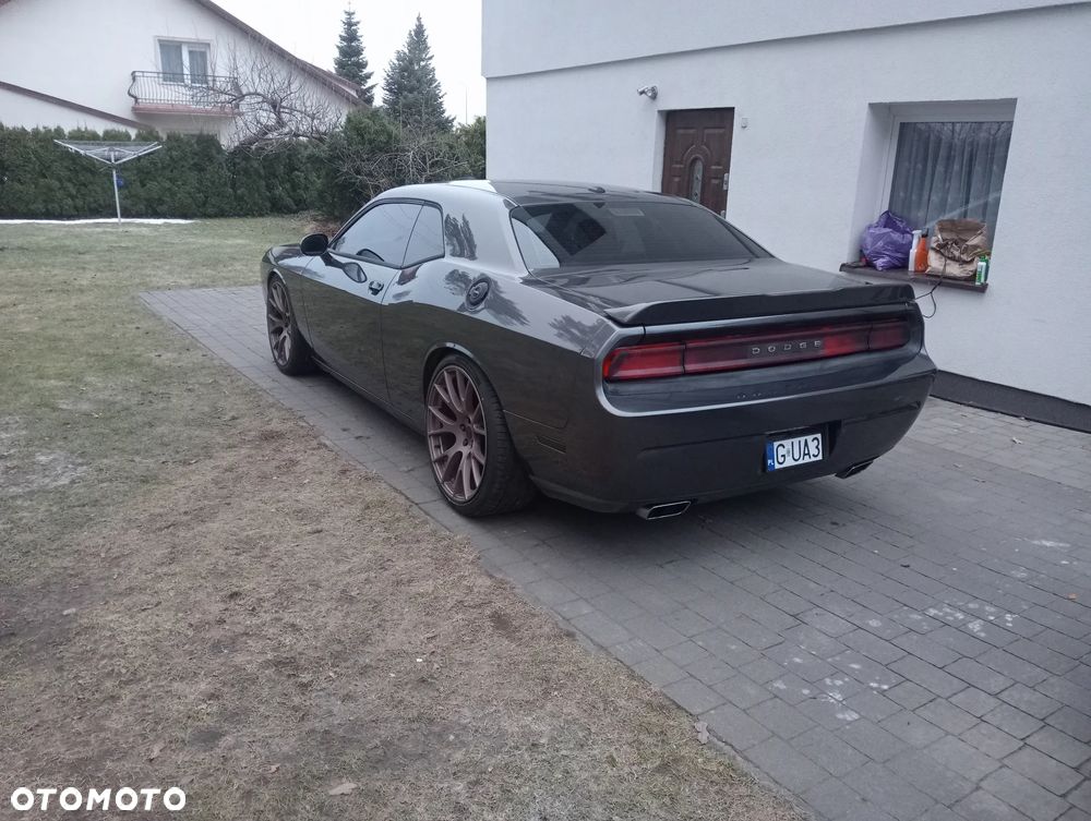 Dodge Challenger - 20