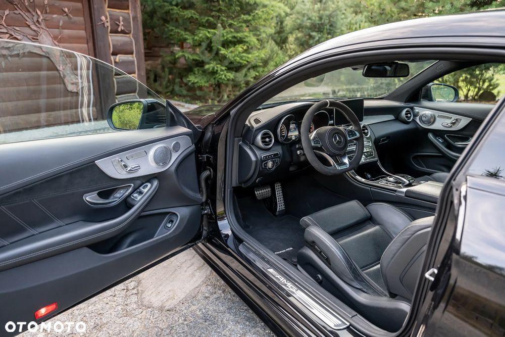 Mercedes-Benz Klasa C AMG 63 Coupe AMG Speedshift 7G-MCT - 21