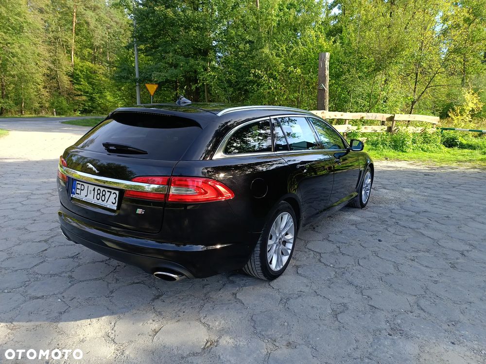 Jaguar XF 3.0 V6 D S - 7