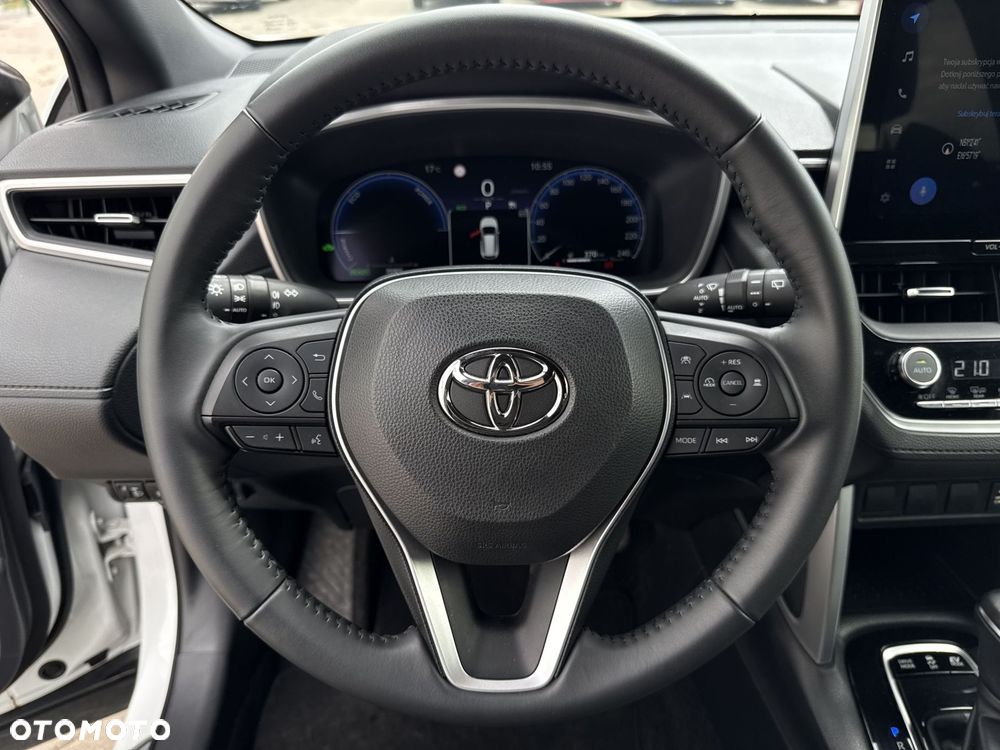 Toyota Corolla Cross - 15