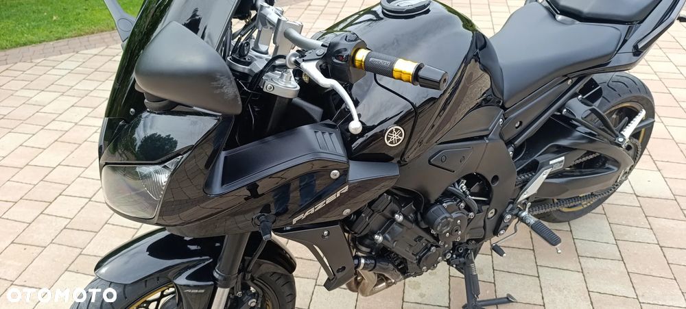 Yamaha FZ - 15