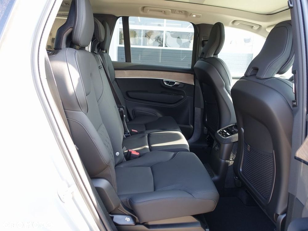 Volvo XC 90 T8 AWD Plug-In Hybrid Ultra Bright 7os - 7