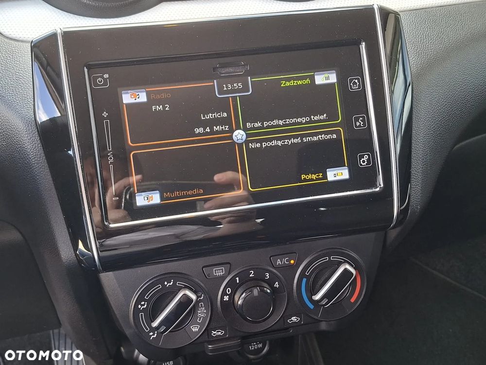Suzuki Swift 1.2 SHVS Premium Plus - 24