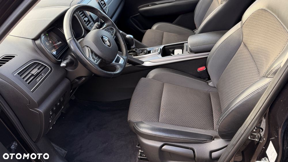 Renault Koleos ENERGY dCi 175 X-tronic 4WD INTENS - 22