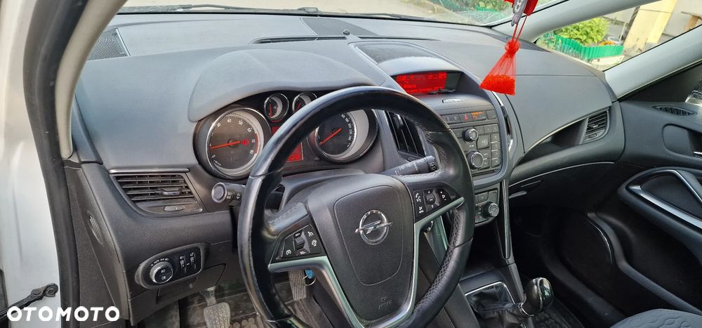 Opel Zafira - 5