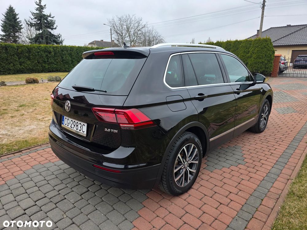 Volkswagen Tiguan - 4