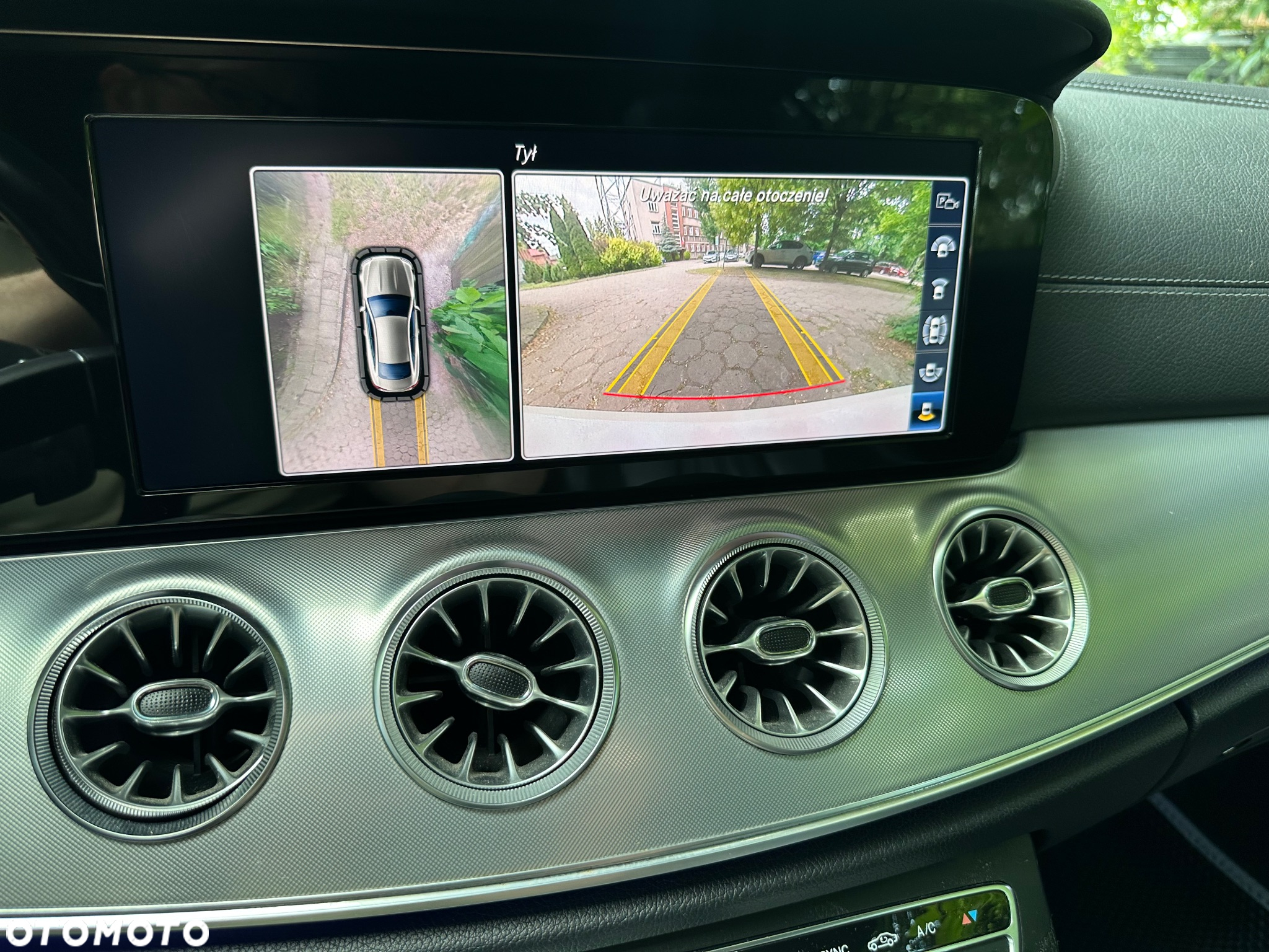 Mercedes-Benz Klasa E 220 d Coupe 4-Matic 9G-TRONIC - 12