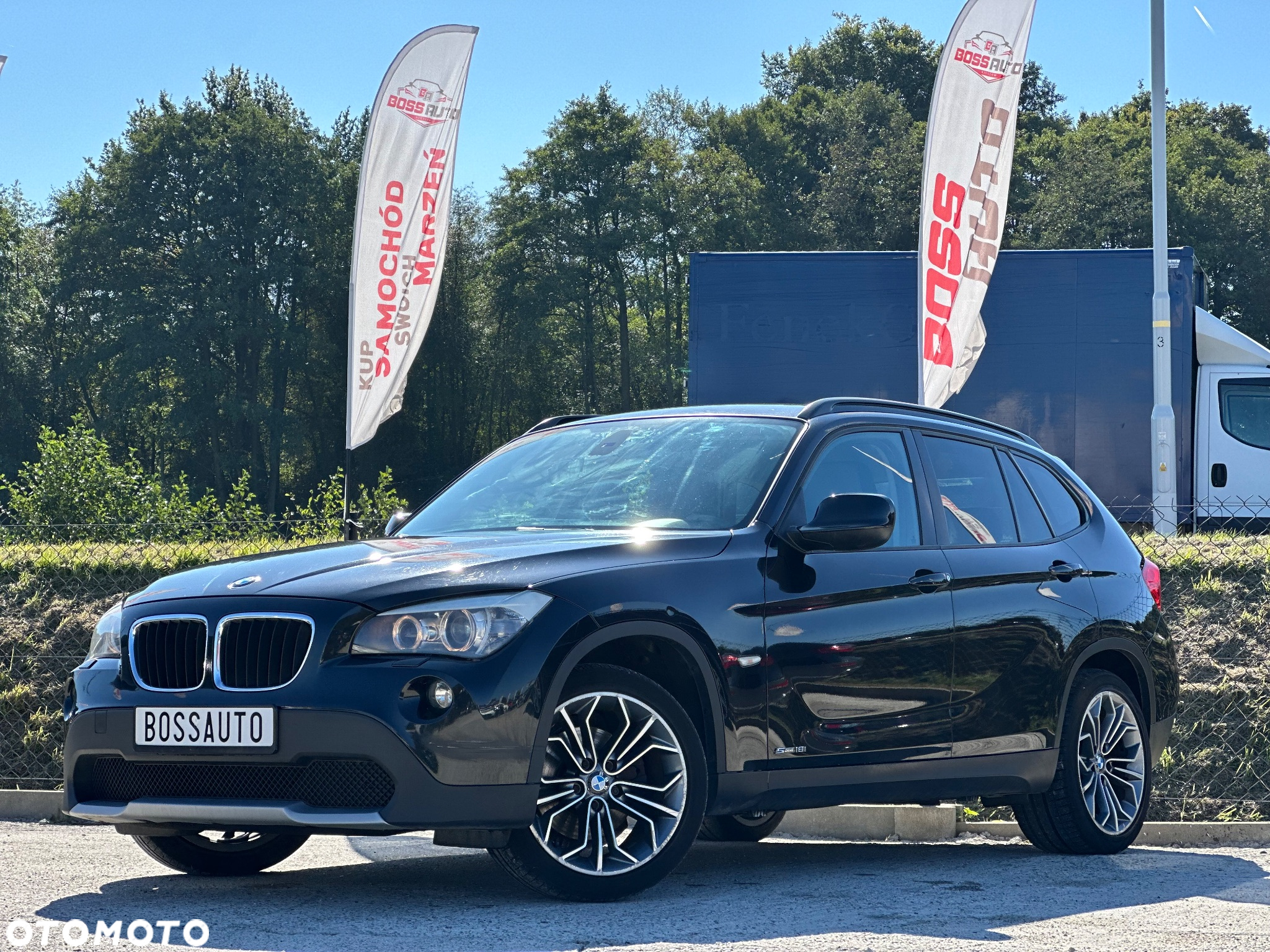 BMW X1 sDrive18i - 12