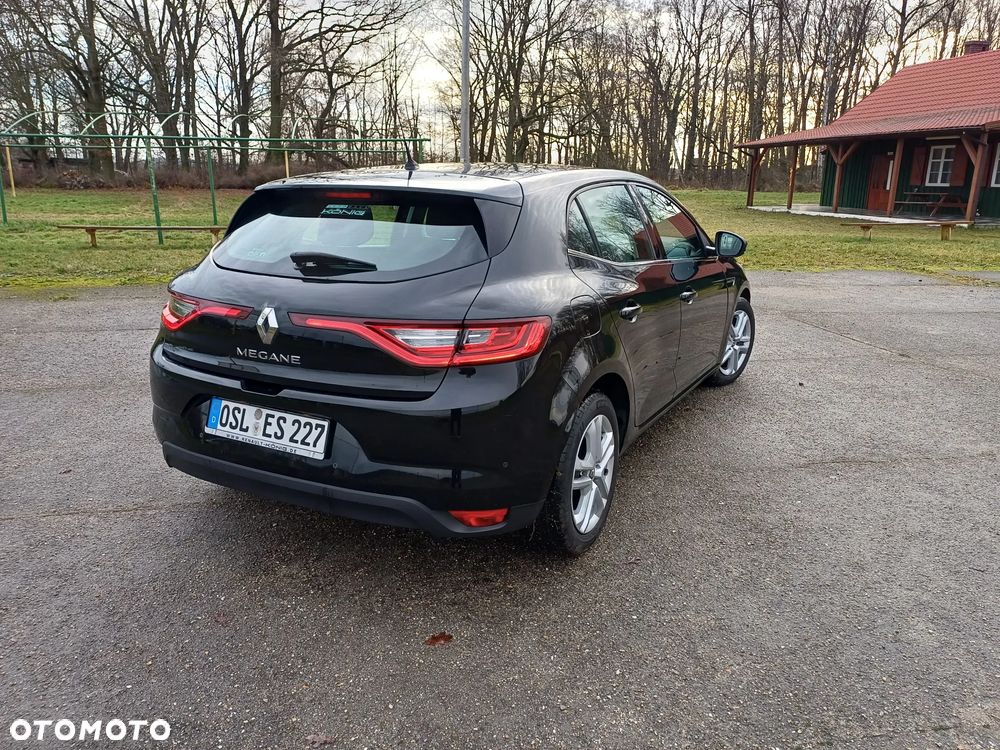 Renault Megane ENERGY TCe 100 EXPERIENCE - 6