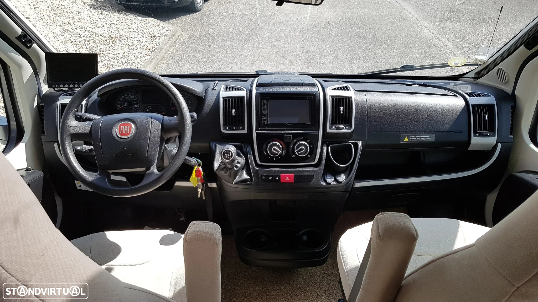 Bavaria Class T 706 CAMA CENTRAL - 28