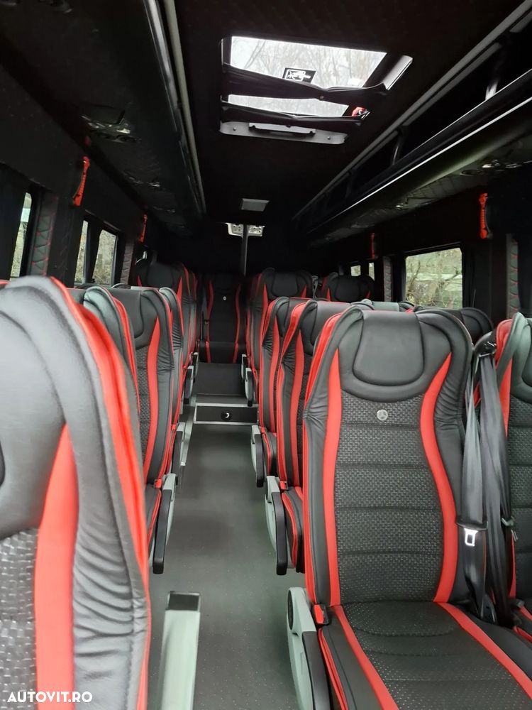 Mercedes-Benz Sprinter - 8