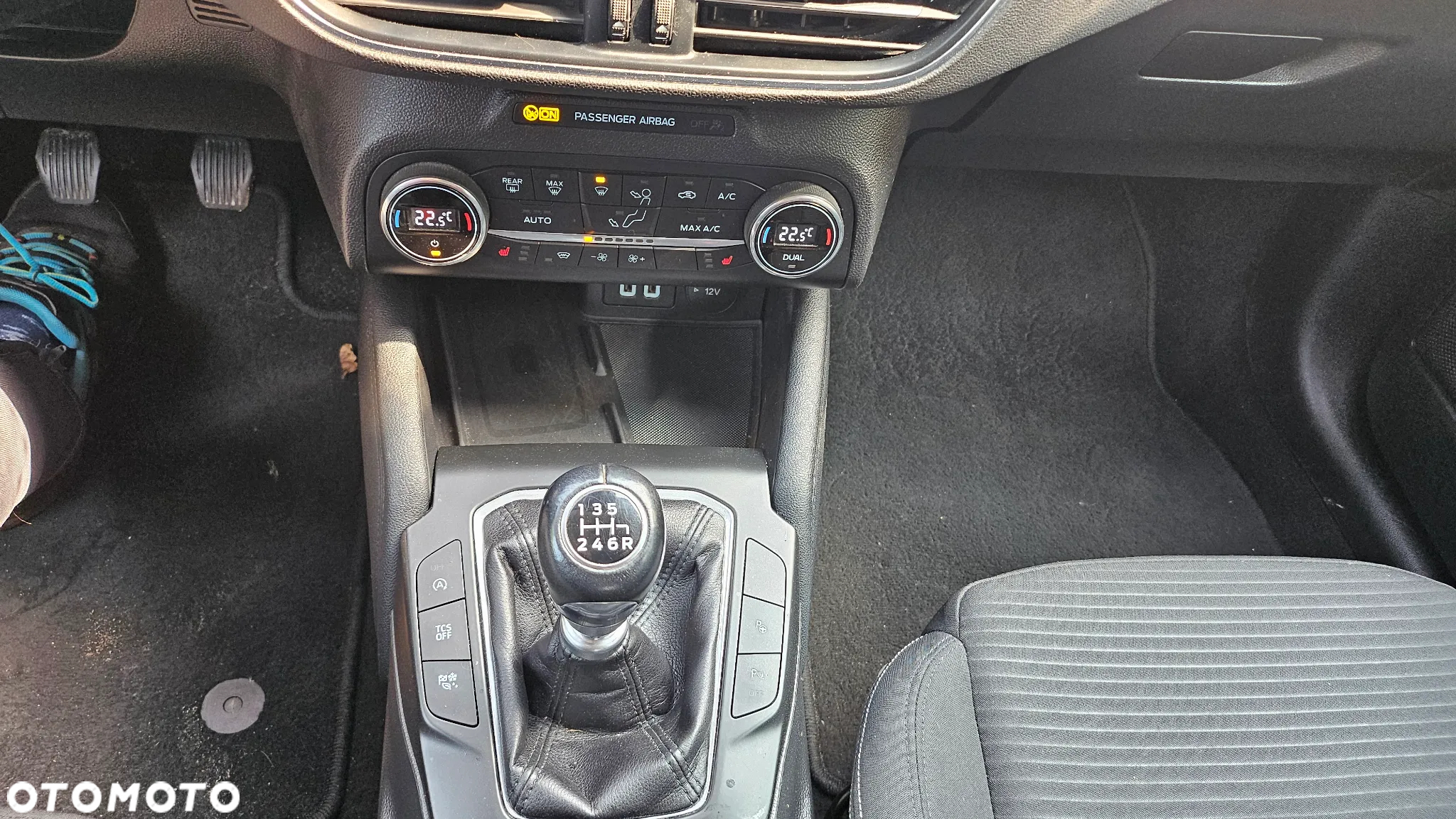 Ford Focus 1.0 EcoBoost Hybrid TITANIUM - 20