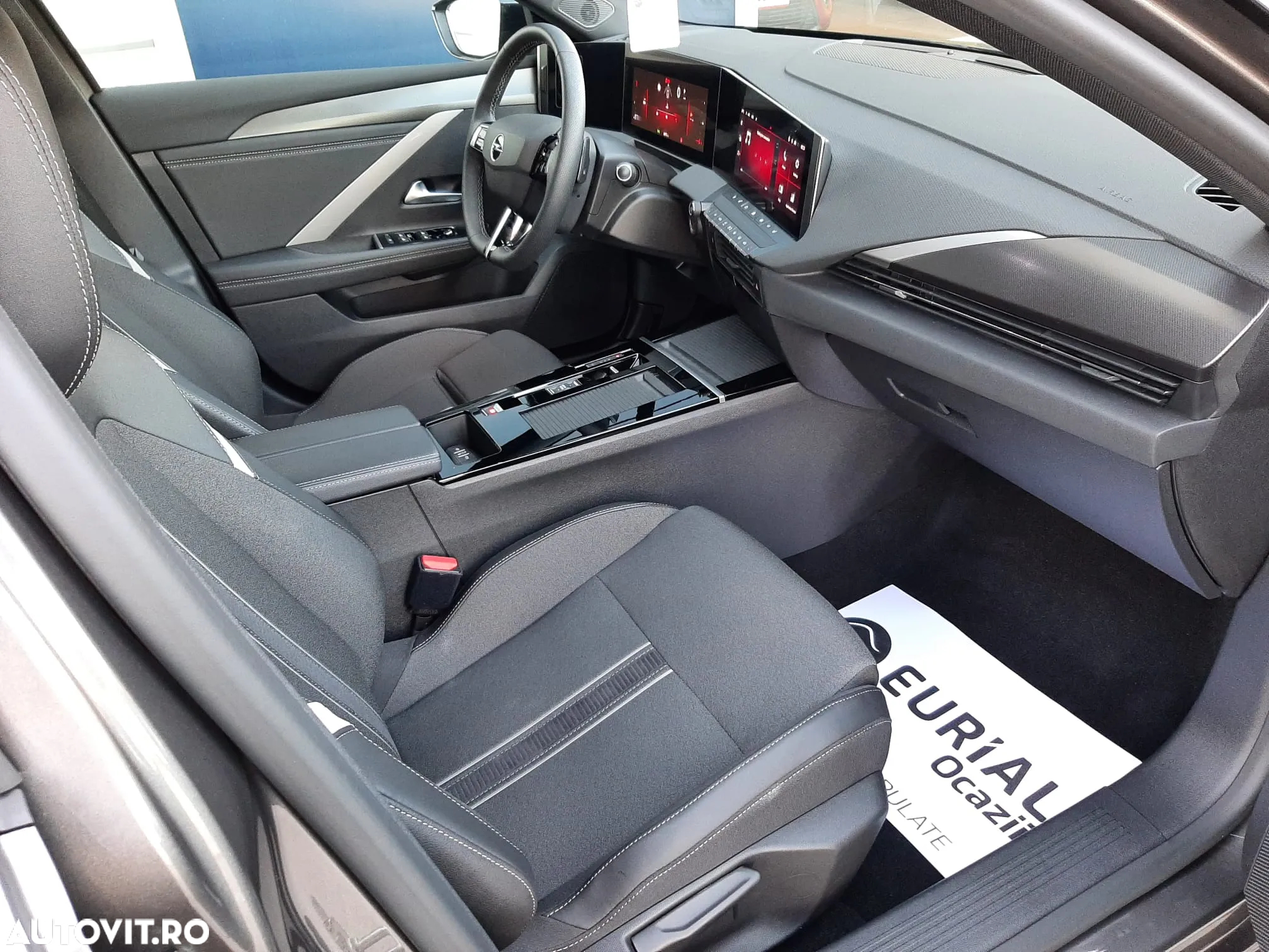 Opel Astra 1.2L Turbo Start/Stop AT8 GS - 12