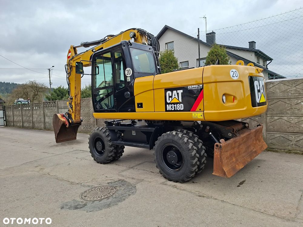Caterpillar CAT M 318 D - 4