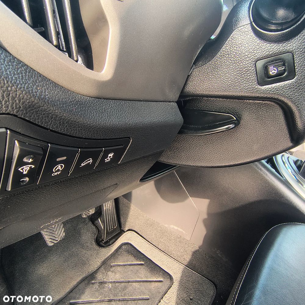 Kia Sportage 1.7 CRDI 2WD Vision - 17
