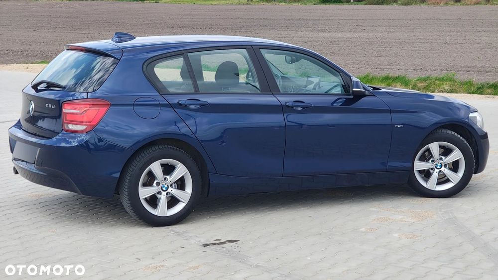 BMW Seria 1 118d Sport Line - 8