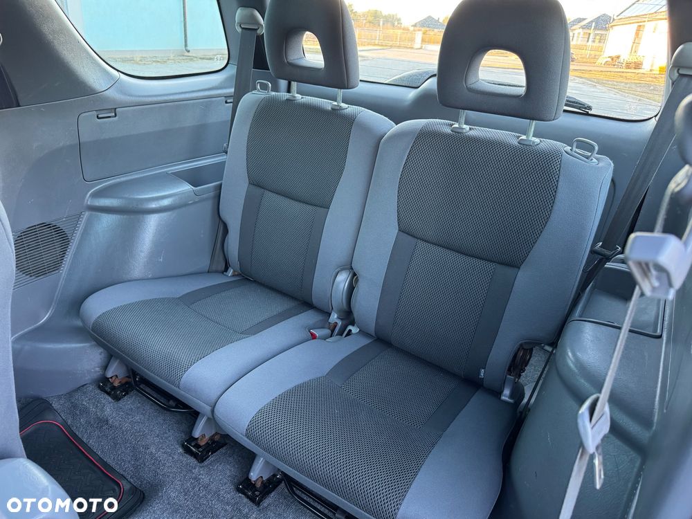 Toyota RAV4 D-4D 4x4 - 18