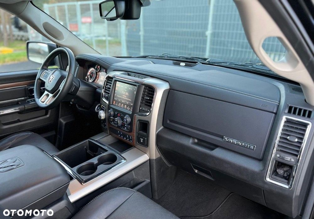 Dodge RAM - 10