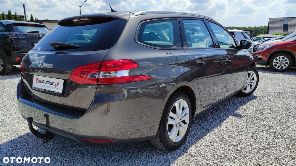 Peugeot 308 - 4