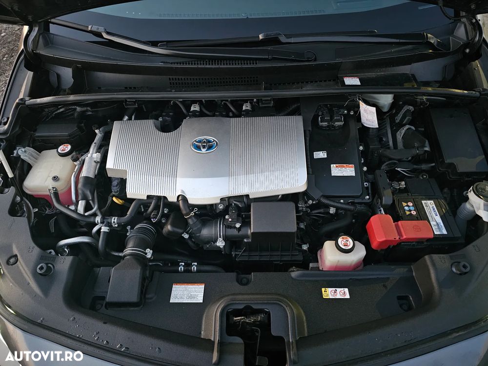Toyota Prius Plug-in Hybrid Executive - 7