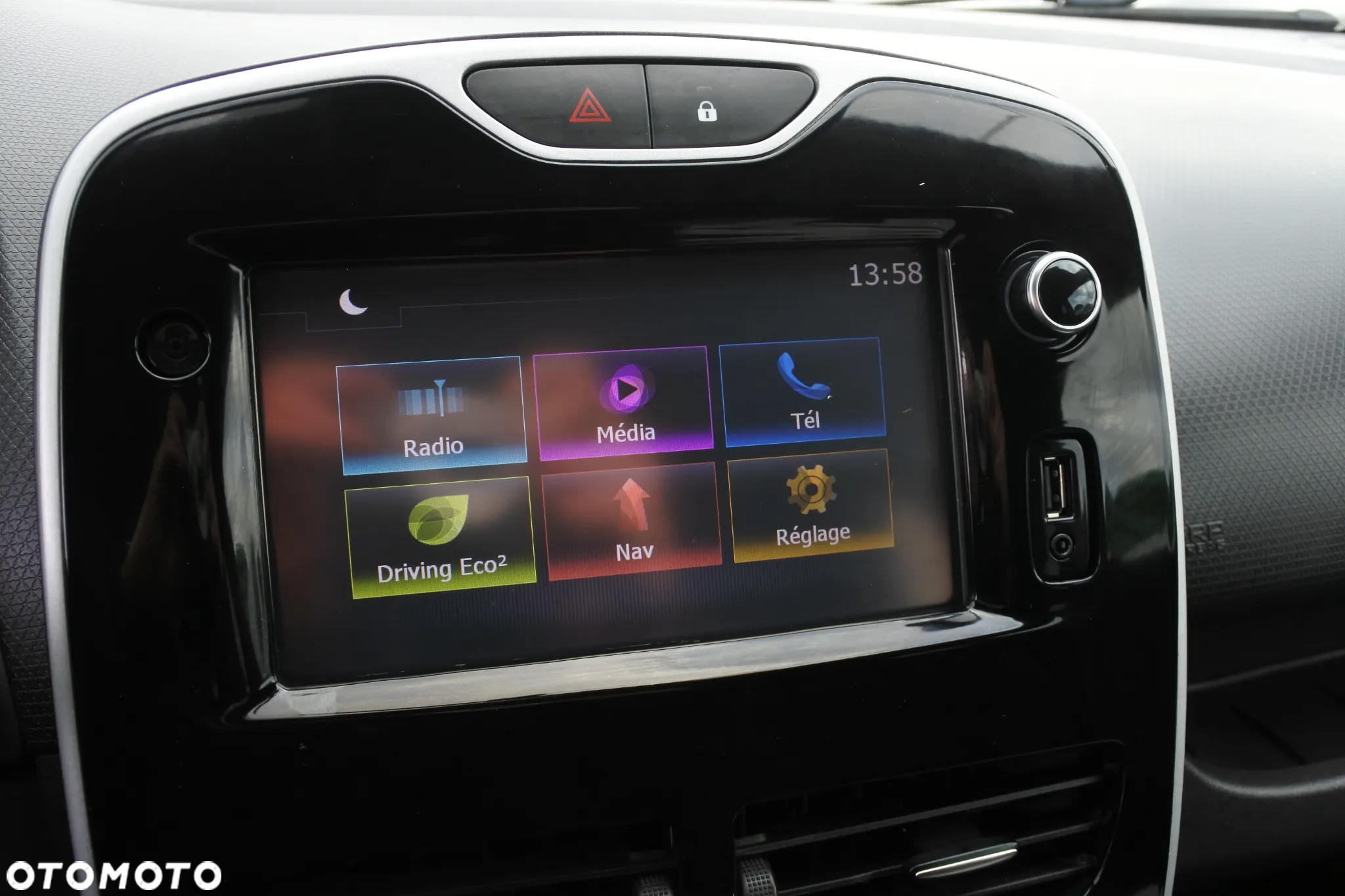 Renault Clio (Energy) TCe 90 Start & Stop LIMITED - 13
