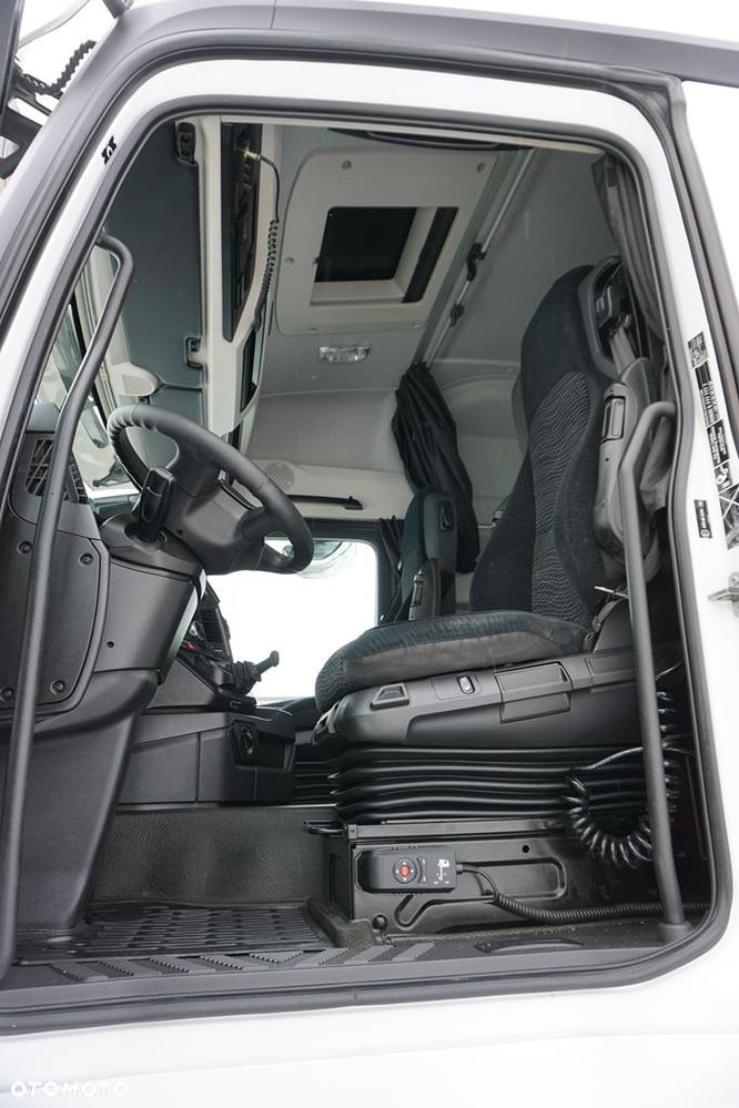 Mercedes-Benz / AROCS / 2651 / 6 X 4 / FASSI F 455 / WYS. 14,6 M / PILOT - 9