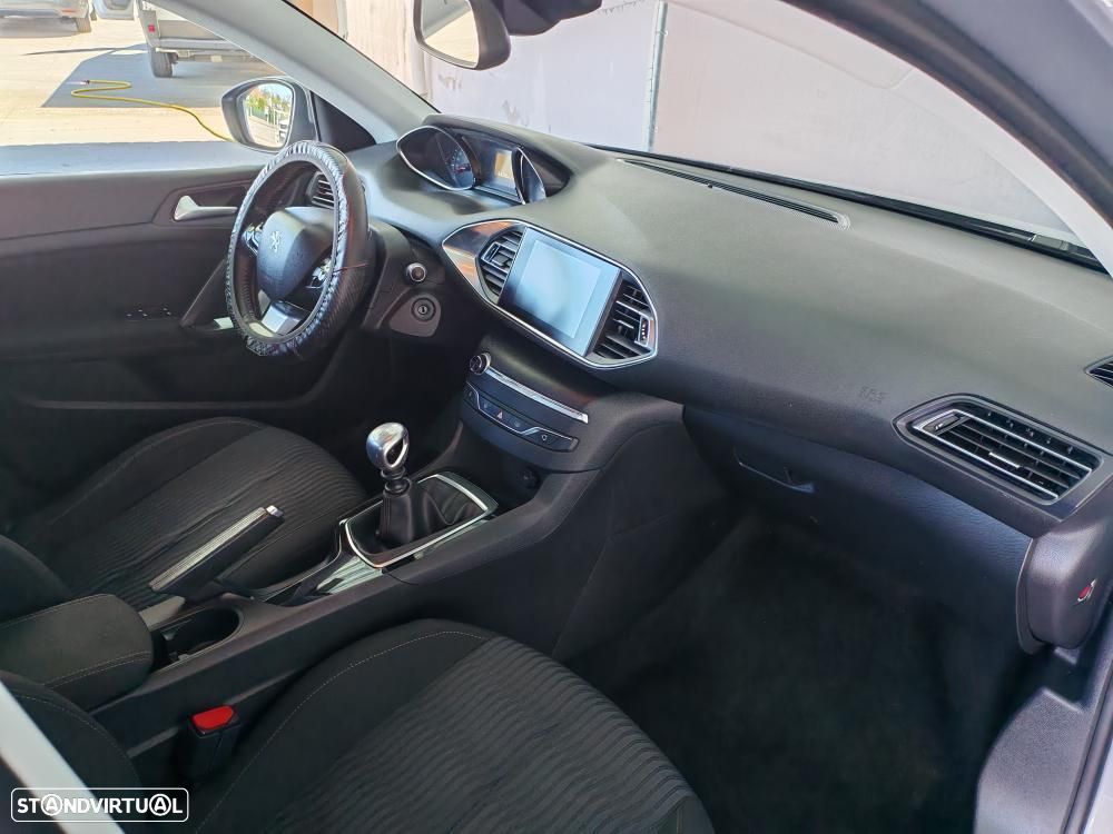 Peugeot 308 1.6 BlueHDi Allure - 10