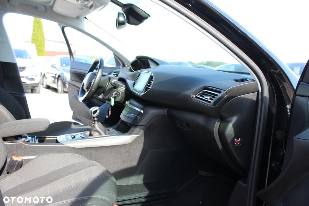 Peugeot 308 e-HDi FAP 115 Stop&Start Business Line Niveau 2 - 28