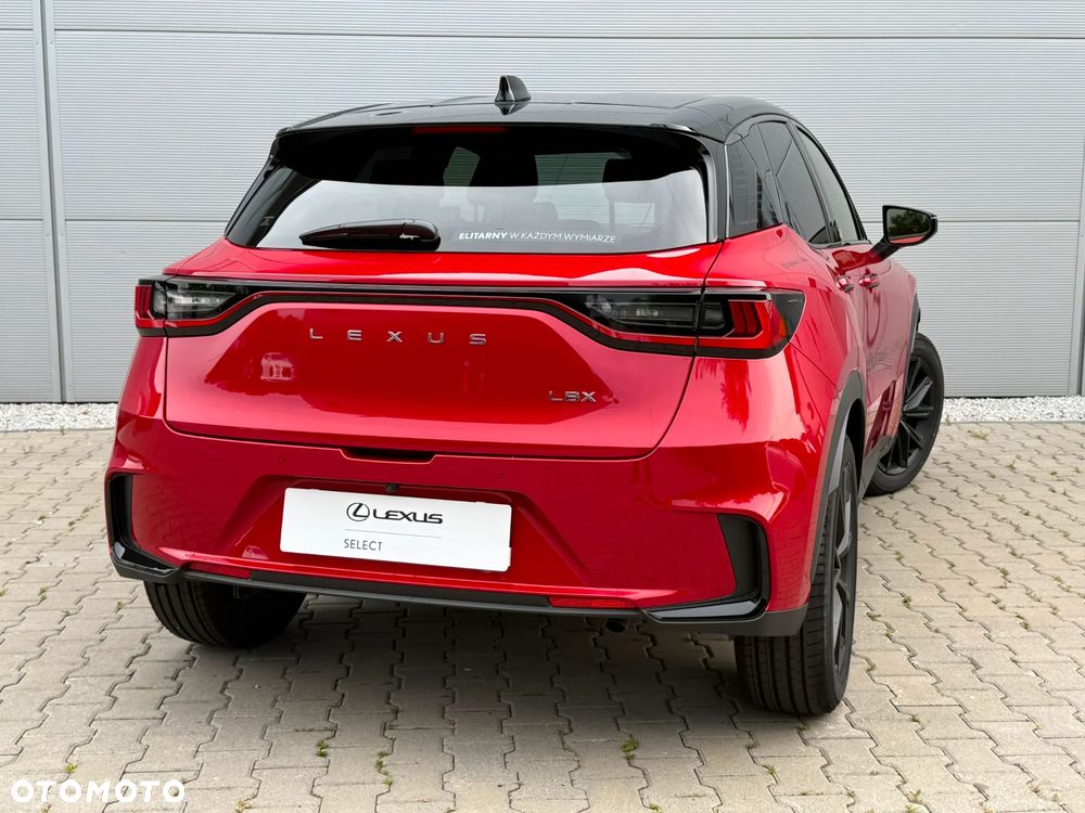 Lexus LBX 1.5 Hybrid Vibrant Edition - 5