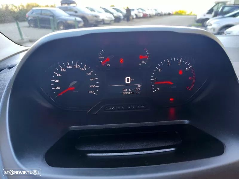 Peugeot partner 1.6hdi , 3 lug. iva dedutivel - 16