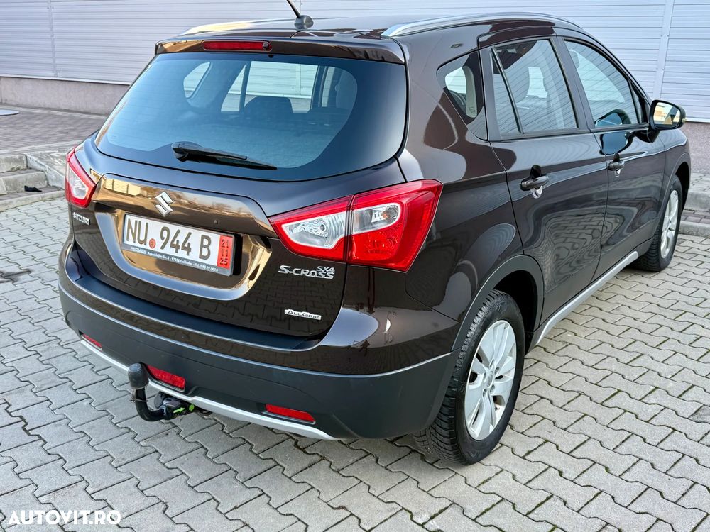 Suzuki S-Cross 1.6 DDIS 4x4 Comfort - 3