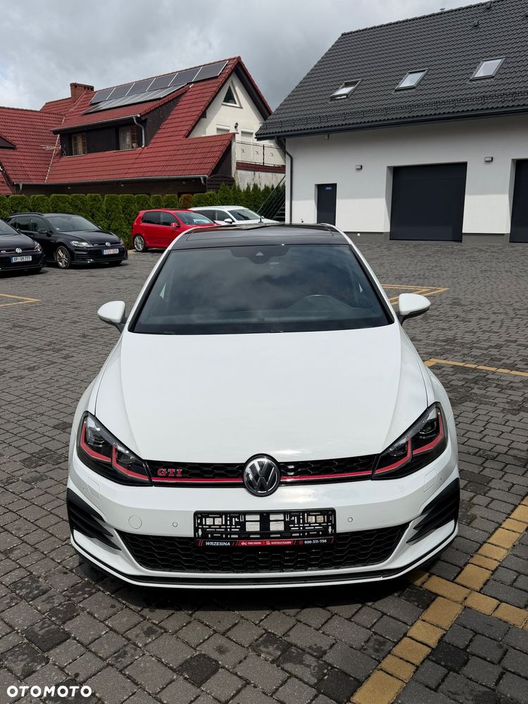 Volkswagen Golf GTI (BlueMotion Technology) - 4