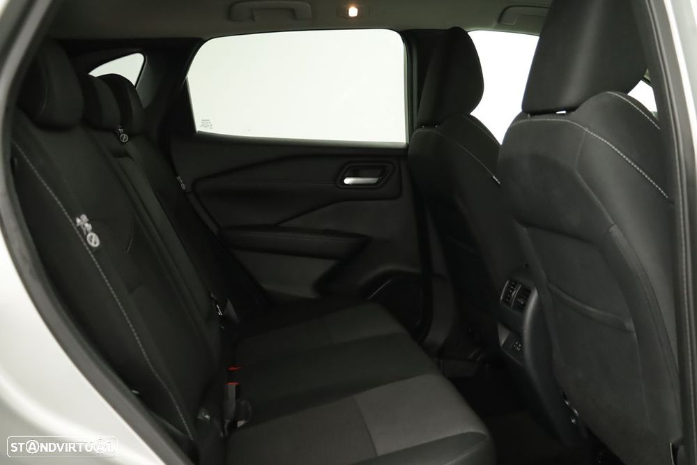 Nissan Qashqai 1.3 DIG-T N-Connecta LED Xtronic - 22