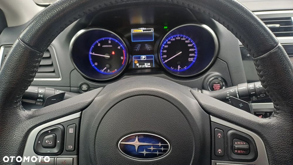 Subaru Outback 2.0D Exclusive Lineartronic - 14