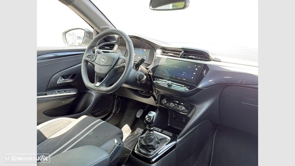 Opel Corsa 1.2 T GS - 43