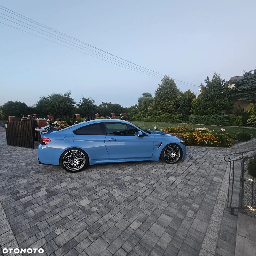 BMW M4 DKG - 3